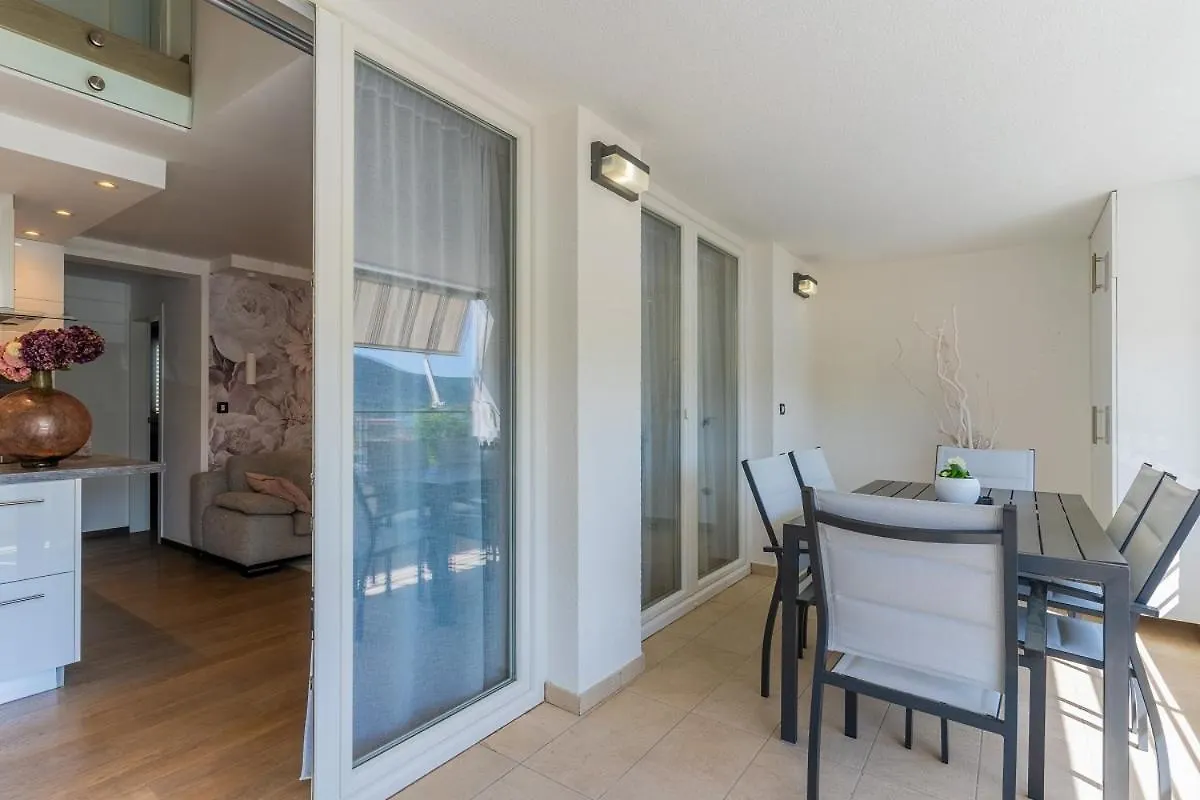 Apartman Kula Cres 0*,