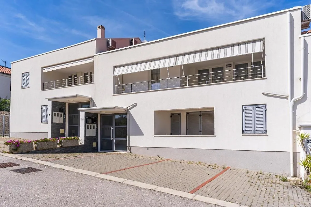 Apartment Apartman Kula Cres